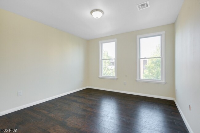 Photo - 83 Summit Ave Apartment Unit 3A