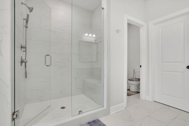 1070 Poppy Pointe
