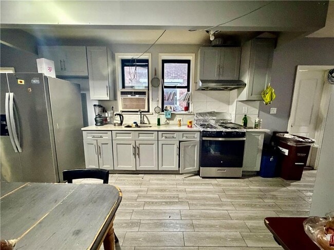 Photo - 4413-4418 8th Ave