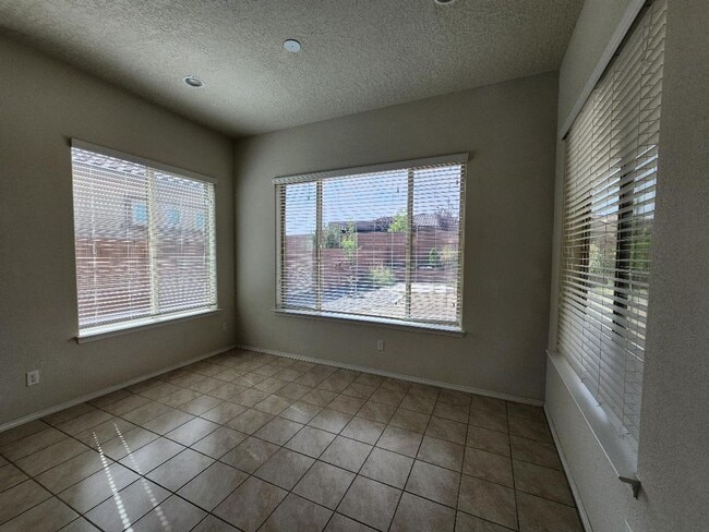 Photo - 4302 Neblina Dorada