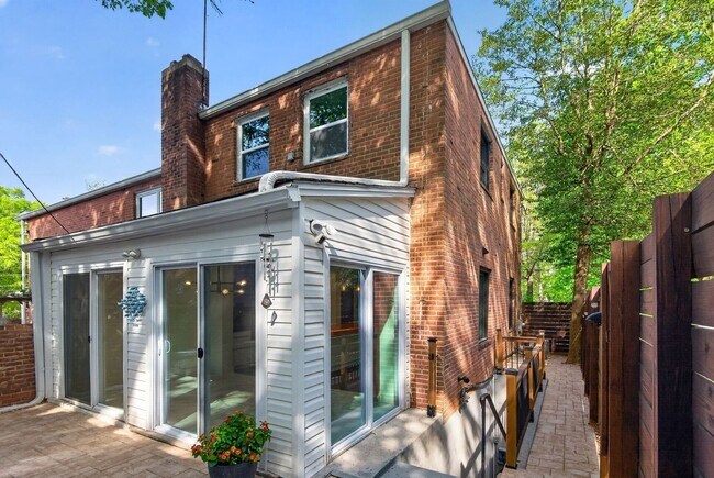 Photo - 4416 Reno Rd NW