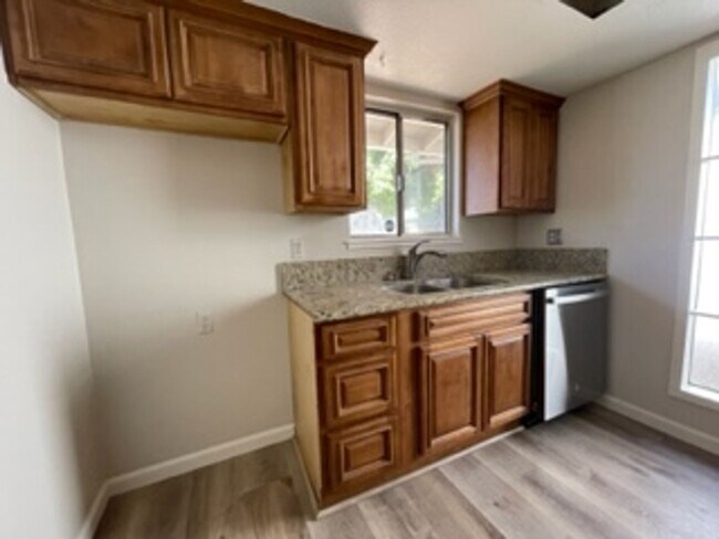 Photo - Great 3 Bed 2 Bath Duplex