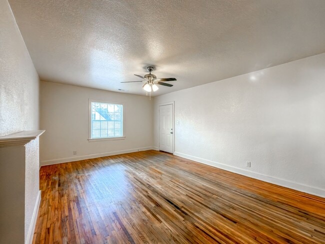 Photo - 1021 S 25th St