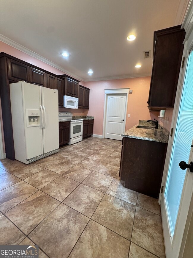 Photo - 217 Guyler St