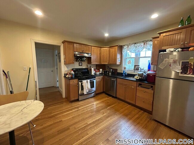 Photo - 100 Hillside St Unidad 2