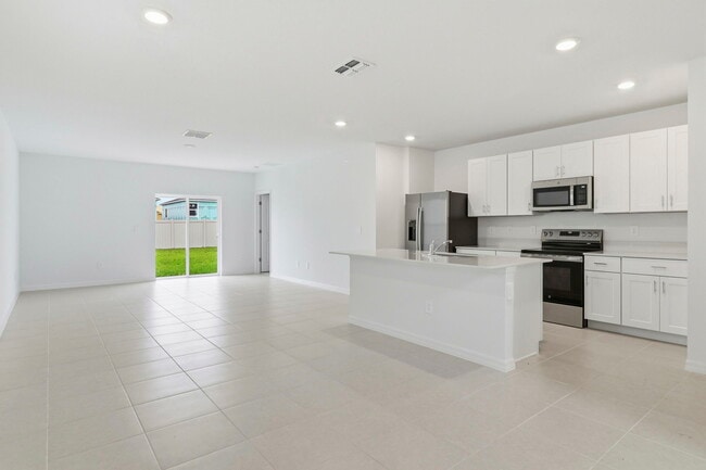 Photo - 11657 Brae Way