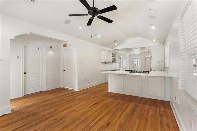 Photo - 6240 Argonne Blvd