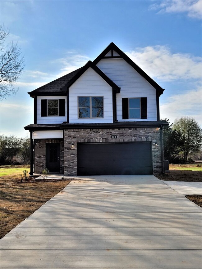 Building Photo - Home for Rent in Hazel Green, AL!!!  Sign ...