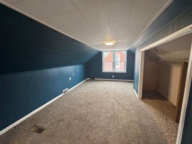 Photo - 16687 Collingham Dr