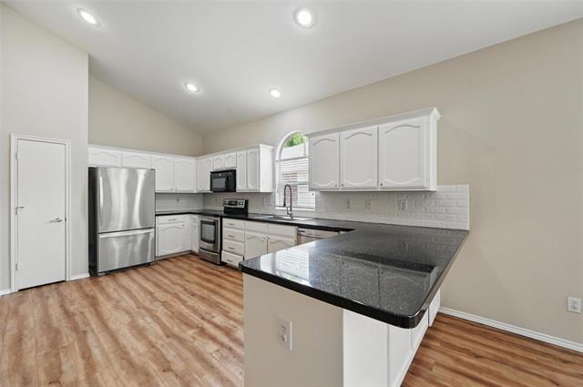 Photo - 7464 Maroon Dr