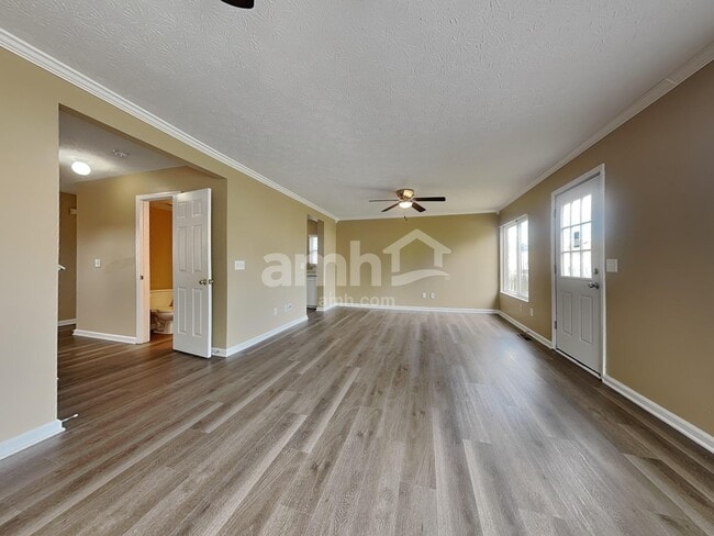 Photo - 9865 Whispering Pine Dr