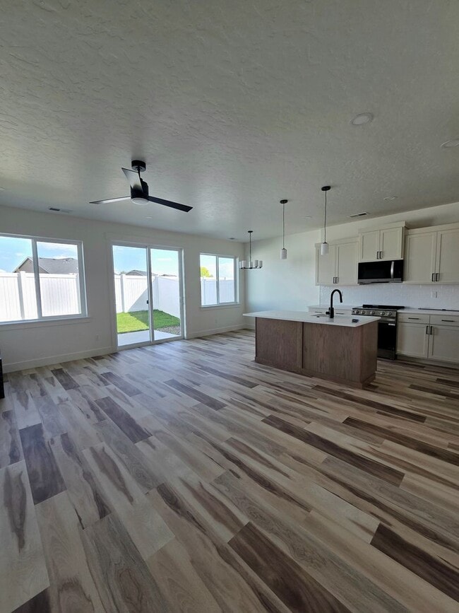 Photo - 4601 Highgarden Wy Unit Highgarden A