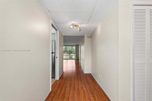 Photo - 2851 S Palm Aire Dr Unit 205