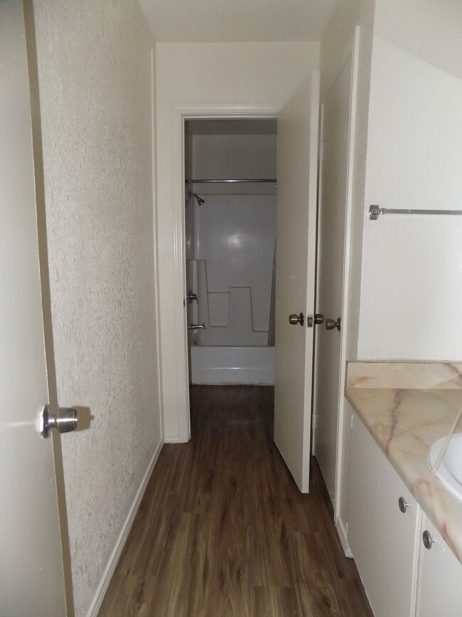 Willow Ridge Apartments