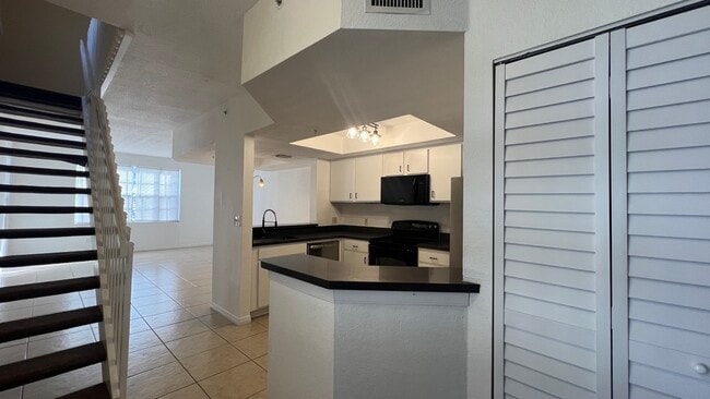 Photo - 735 SW 148th Ave Unidad 1702