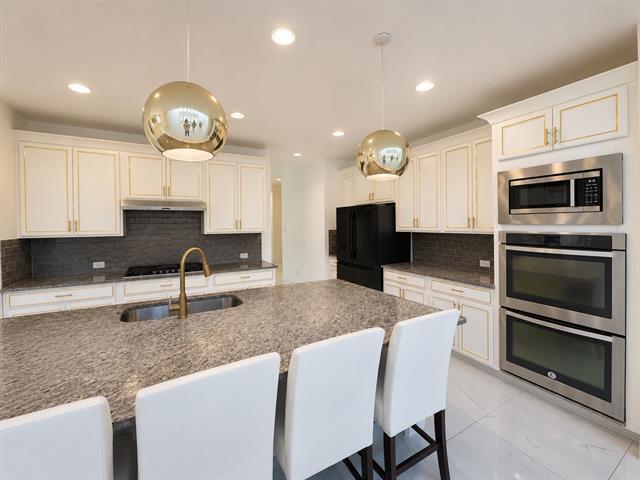Photo - 1901 Oakston Dr
