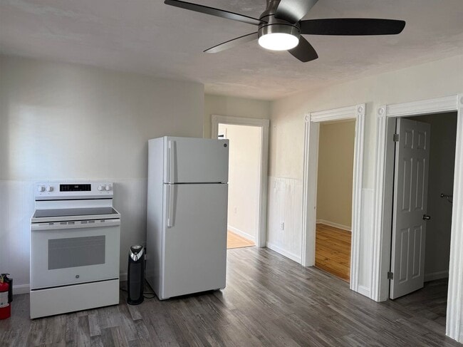 Photo - 201 Cartier St Unit 2