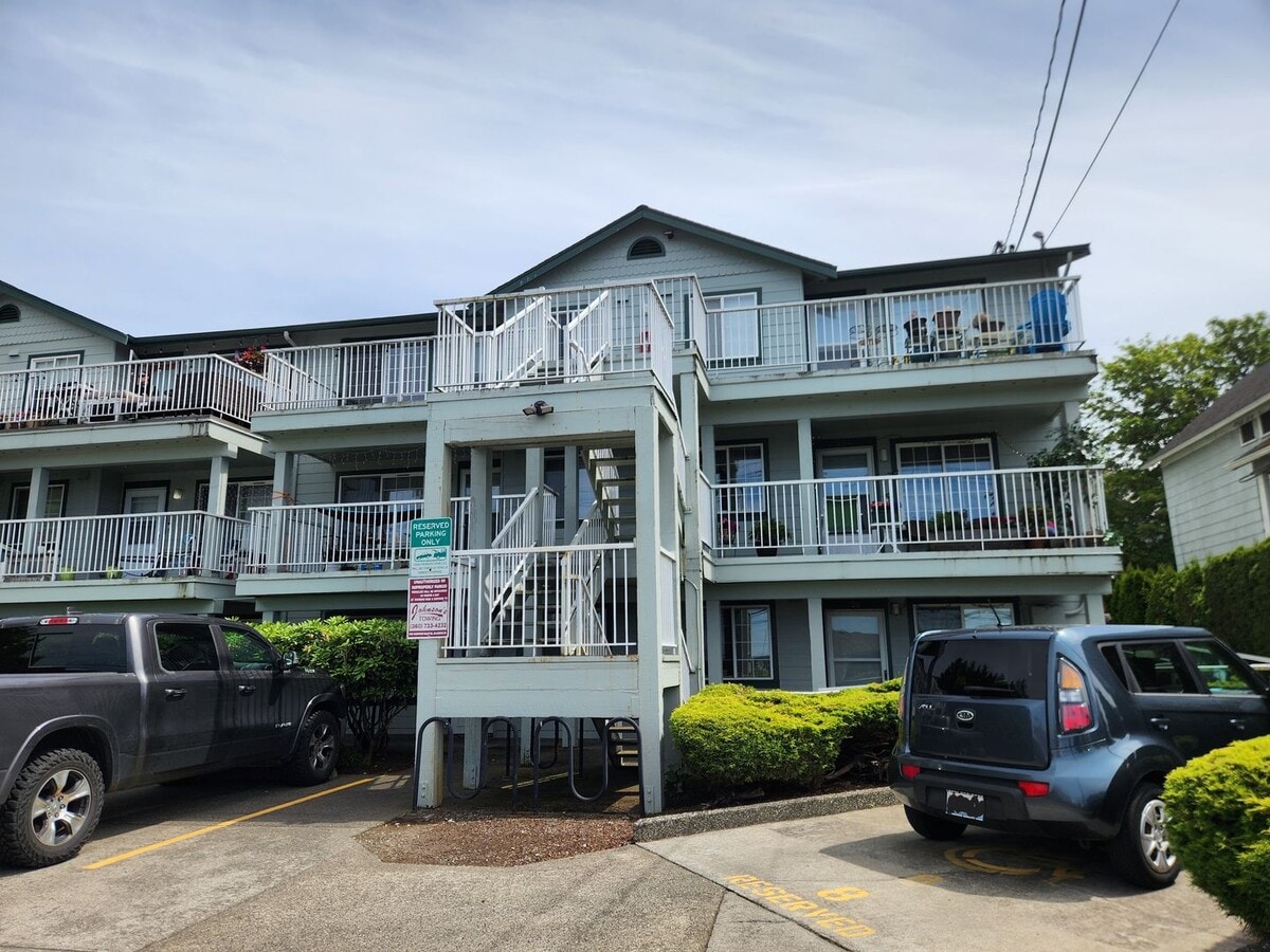 Photo - 1119 N Forest St