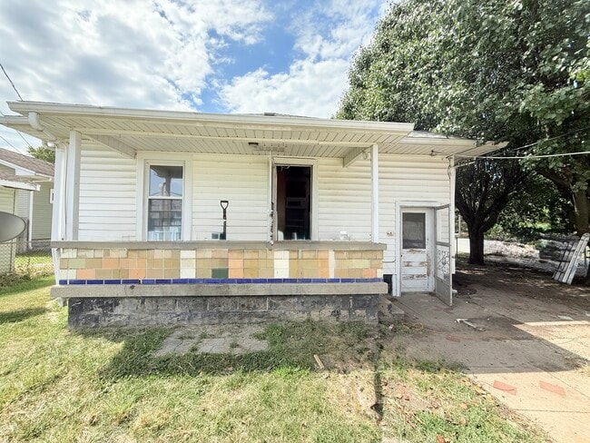 Building Photo - 4689 N Lafayette St Rental