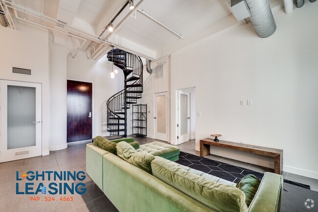 Building Photo - 939 S Broadway Unit 1008 Rental