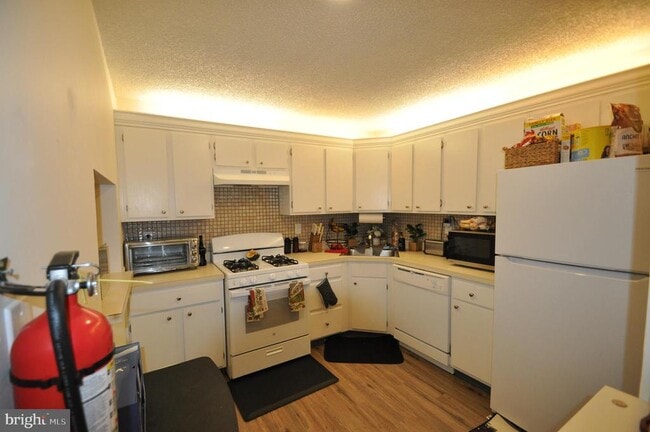 Photo - 13 Voscek Ct