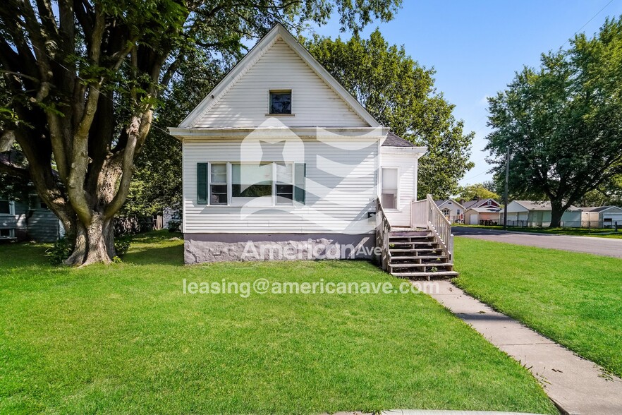 419 E Maywood Ave