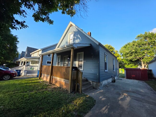 Building Photo - Beautiful 3 bedroom home for RENT