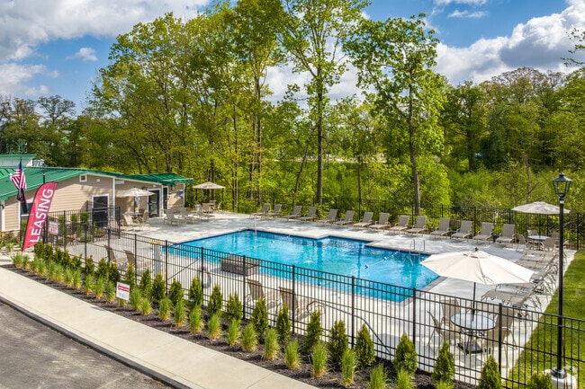 Outdoor Pool - Flats at Sugar Run