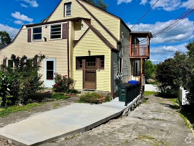Building Photo - 135 Colorado Ave N Rental
