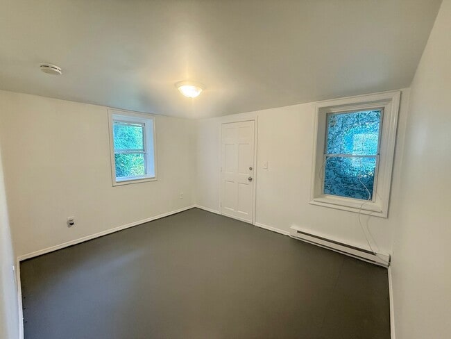 3 Sherman Ave Unit 1