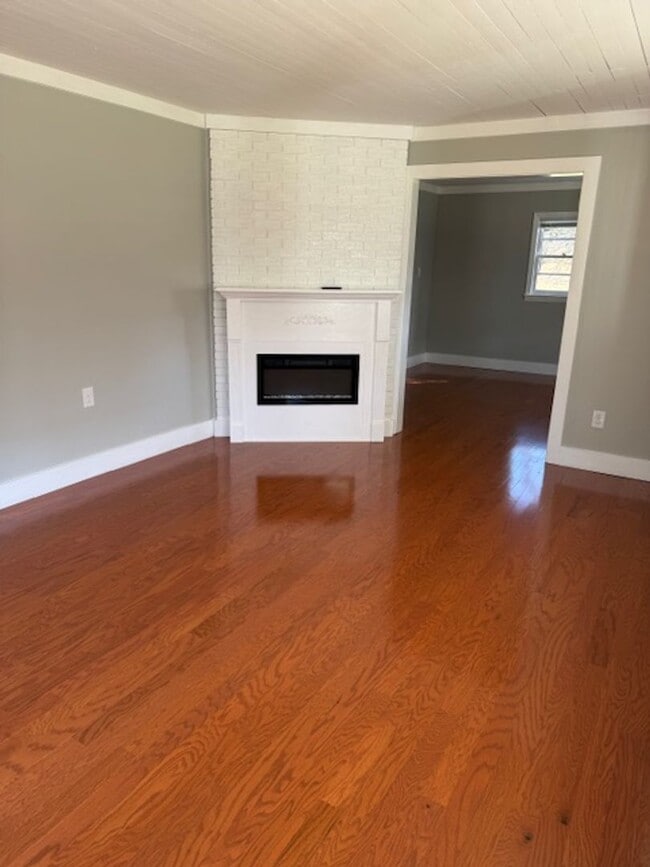 Photo - GORGEOUS FARMHOUSE