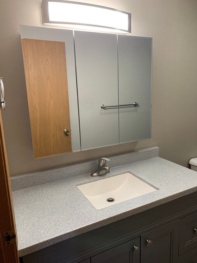 Iowa Ave - Iowa Ave Condo Unit 2