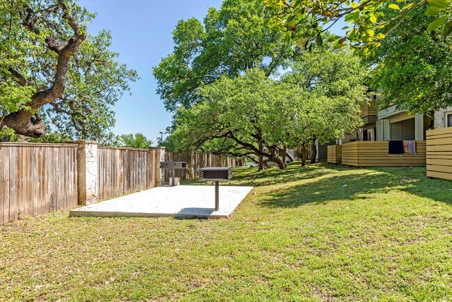 Photo - Turtle Creek Vista Apartments