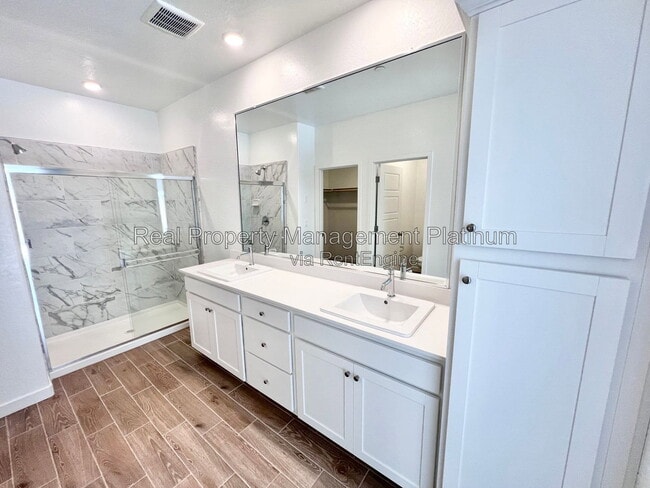 Photo - 7229 E Cornell Ave