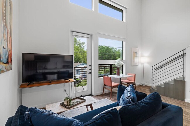 Building Photo - 49 Navasota St Rental