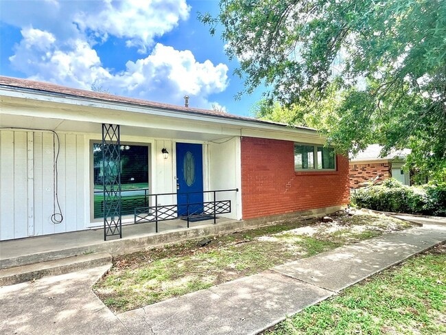 Photo - 2614 Denison St Unit 26