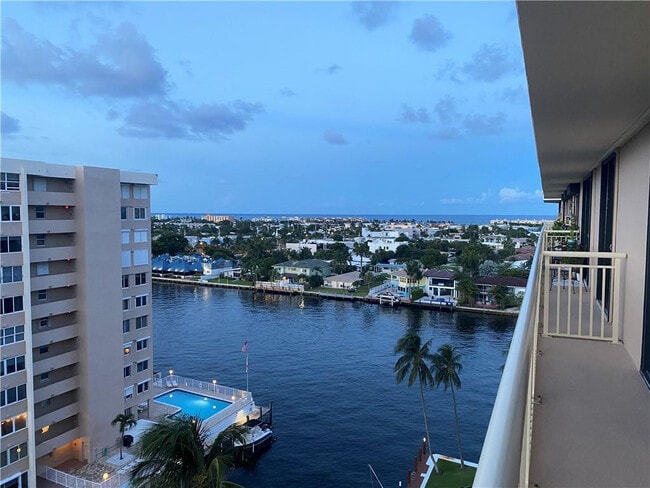 Photo - 3100 NE 48th St Unit 908