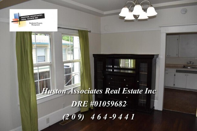 Photo - 843 N Lincoln St