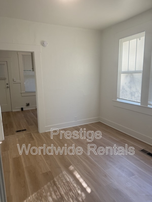 Photo - 2713 Dawson St