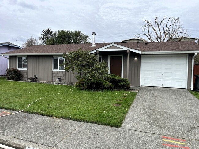 Building Photo - Pet Friendly Arcata Home With Large Yard, LVP Flooring & Laundry Hook Ups