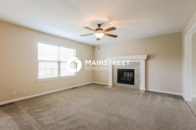 Photo - 4 Bedroom Pet-Friendly Home in Grain Valley, MO with Main Street Renewal