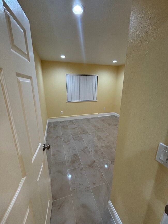 Photo - 249 Lakeview Rd