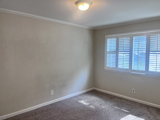 Photo - 755 14th Ave