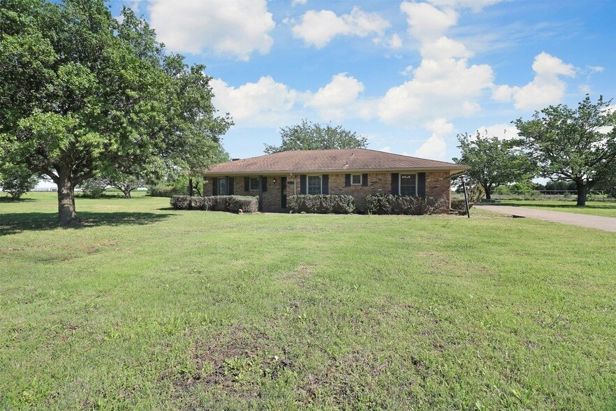 Photo - 1454 W Wintergreen Rd