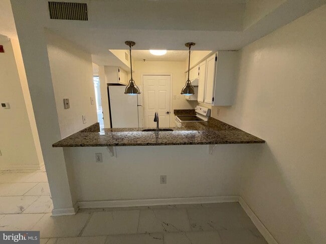 Photo - 1504 Lincoln Way Unit 123