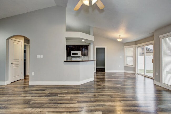 Photo - 2870 N High Desert Wy