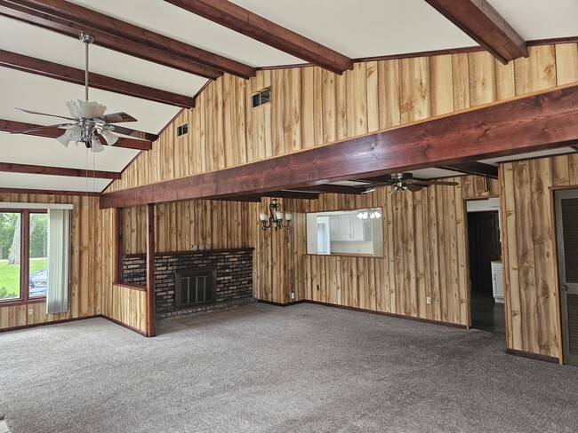 Photo - 8150 N Thorsen Ln