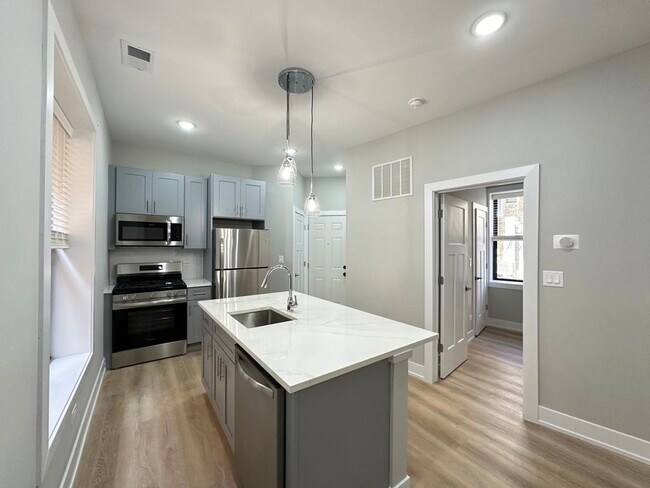 Photo - 451 W Belden Ave Unidad 71