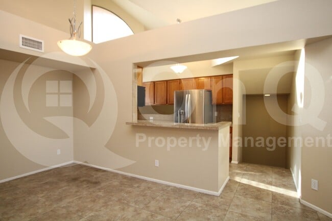 Photo - 1800 W Elliot Rd Casa