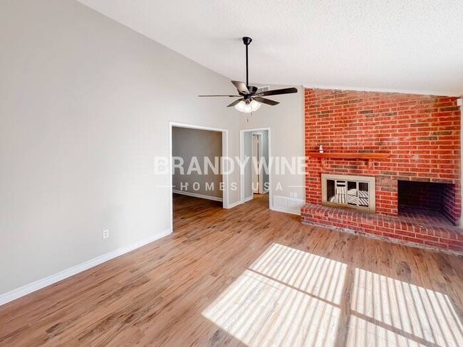 Photo - 5505 Key Bend